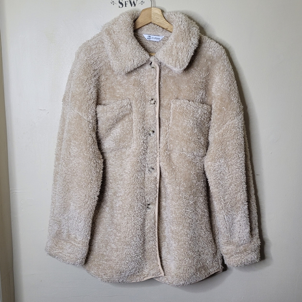 CUPSHE Snowed In Faux Shearling Coat Size Large NWT Cozy Casual - Picture 2 of 13